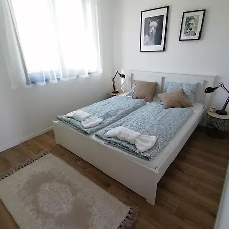 아파트 Kis Kapor Apartman